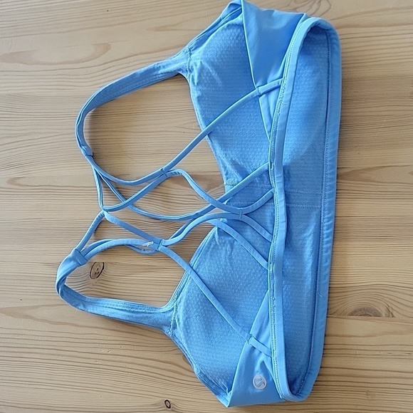 Lululemon Free To Be Bra 10 - Picture 2 of 4
